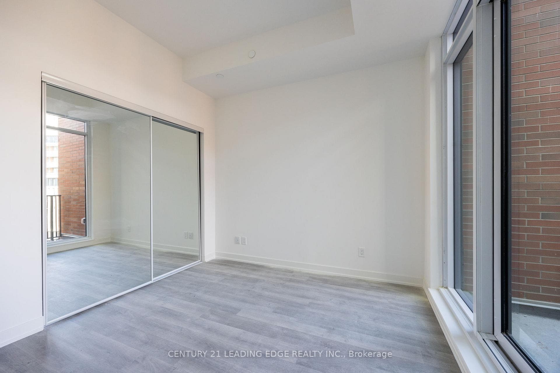 38 Simcoe Promenade Unit 922 photo 12