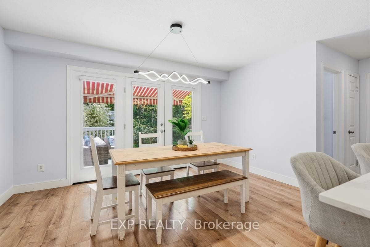 29 Augusta Crescent photo 16