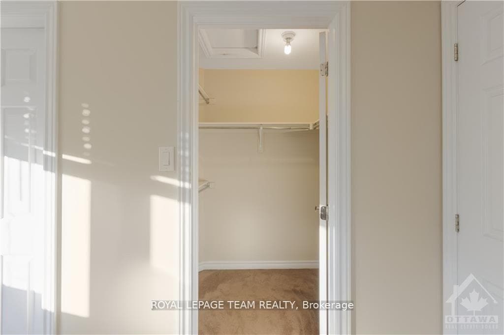 405 BRIGATINE Avenue photo 16