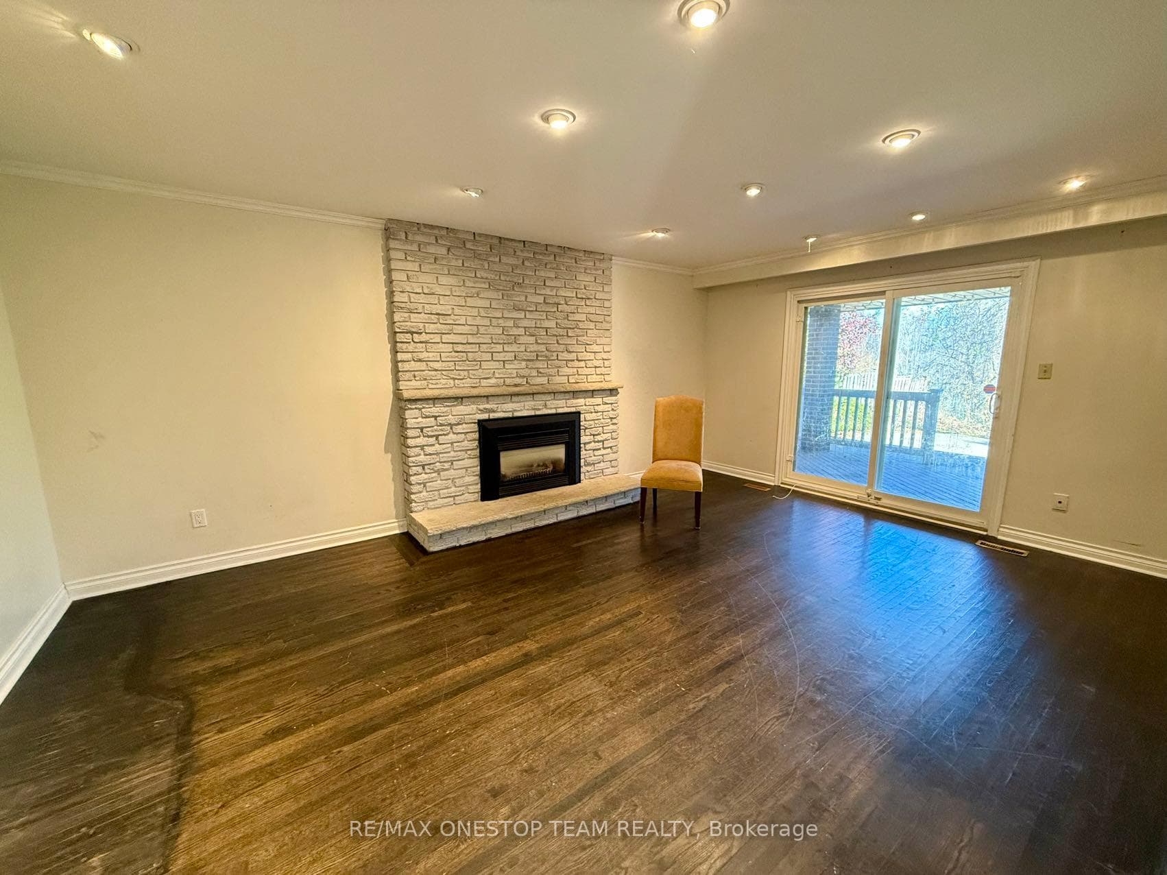 104 Willowbrook Road photo 7