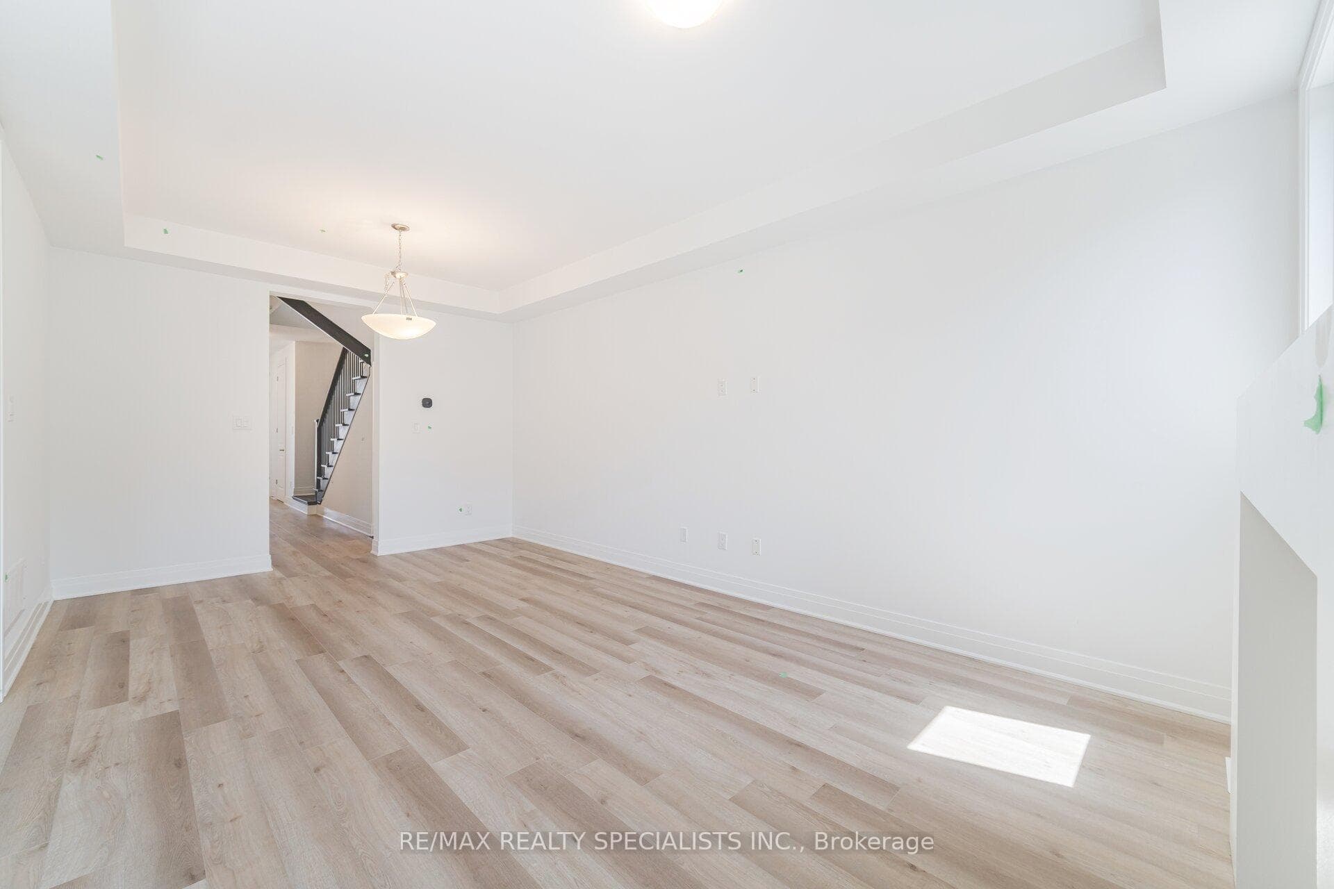 1780 THAMES Circle photo 8