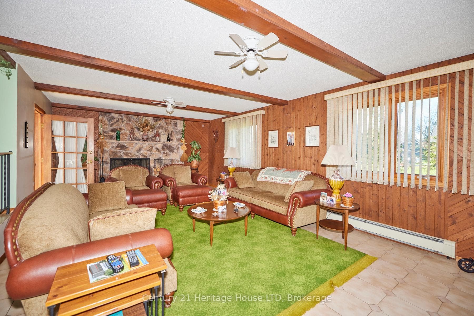 191 Cairns Crescent photo 14