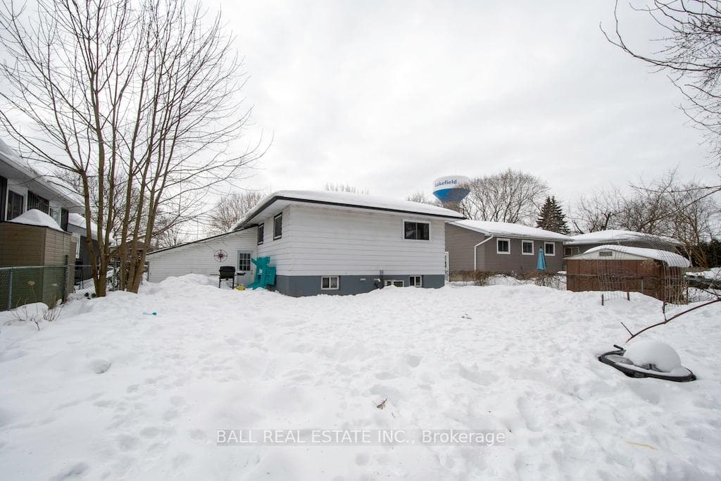 52 Coyle Crescent photo 42