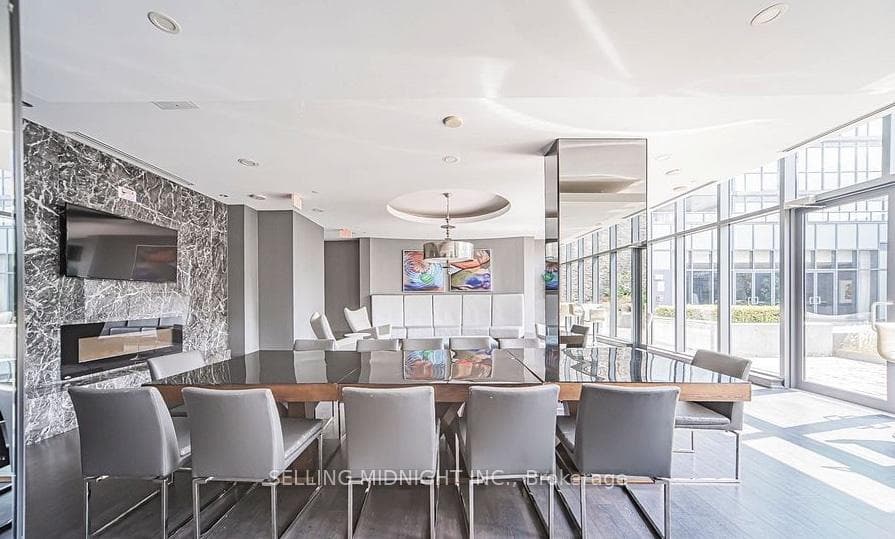 5162 Yonge Street Unit PH301 photo 31