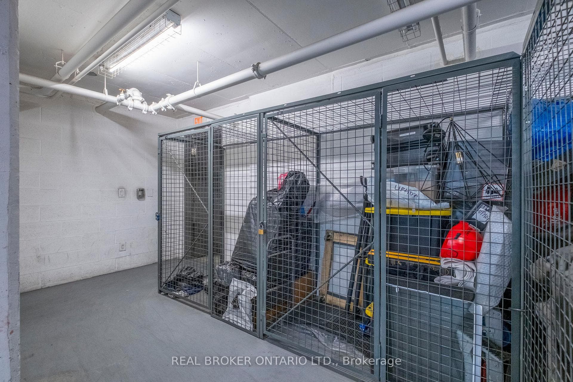 2220 Lake Shore Boulevard Unit UPH07 photo 23