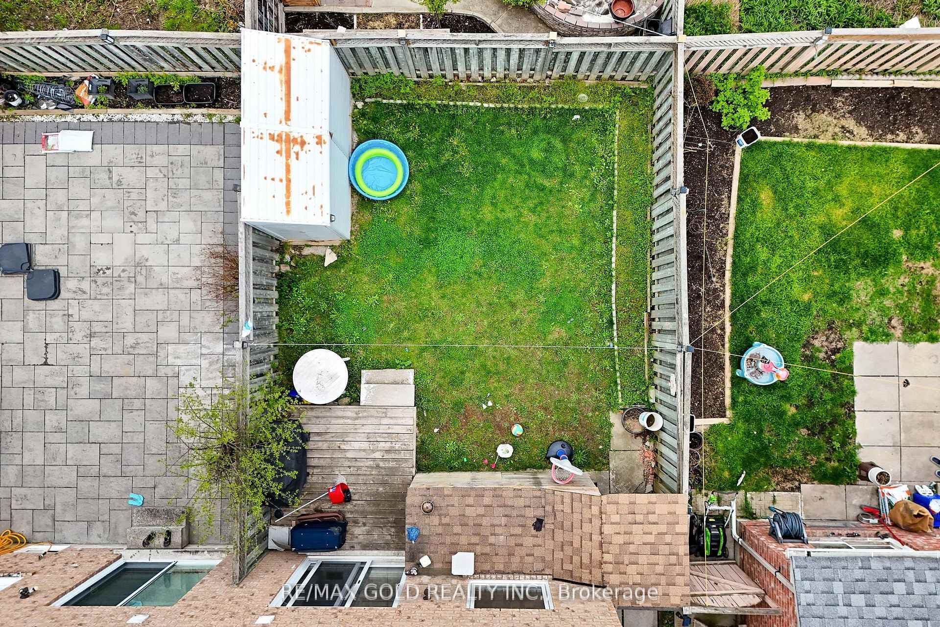 92 Dandelion Road photo 42