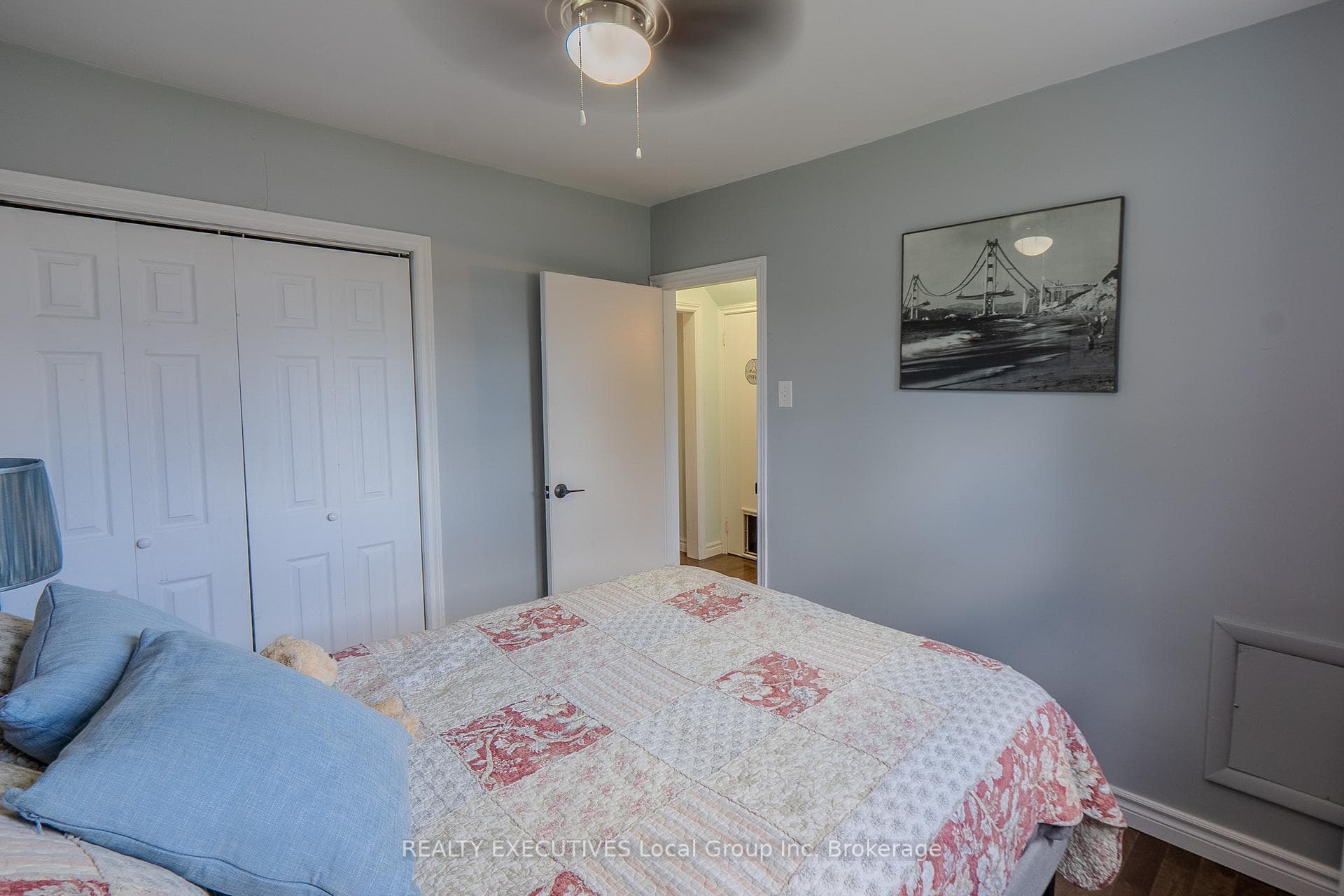 271 Lakeside Drive photo 25