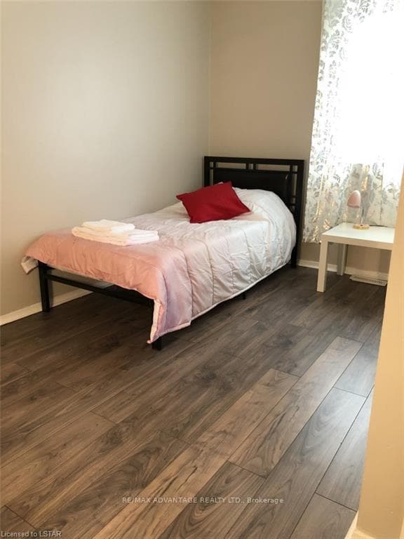 17 Sterling Street Unit Upper photo 22