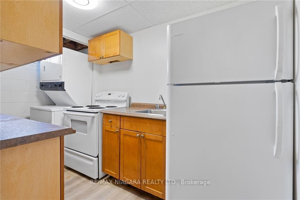 24 Franklin Boulevard photo 24