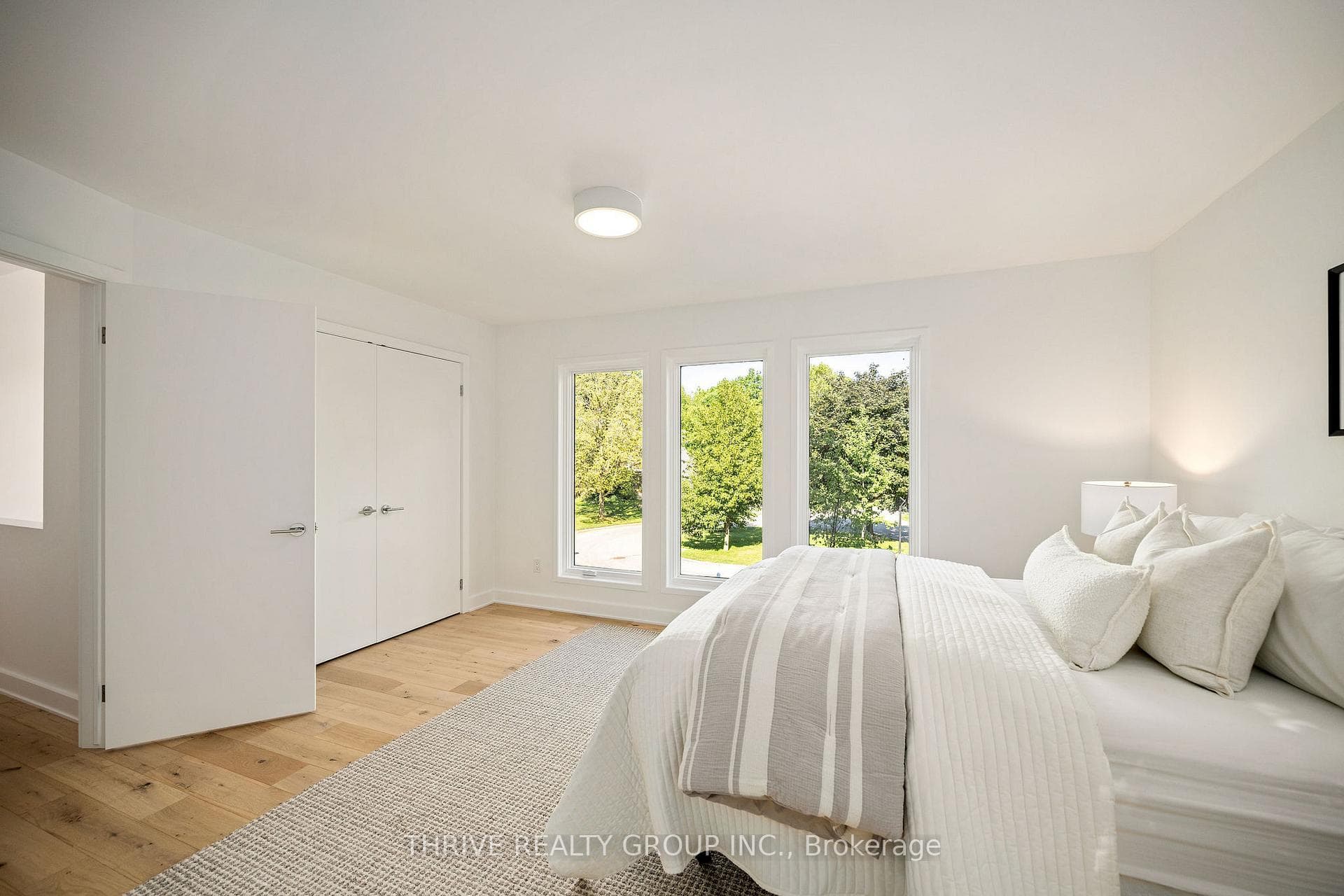 52 Birchmount Walk photo 35