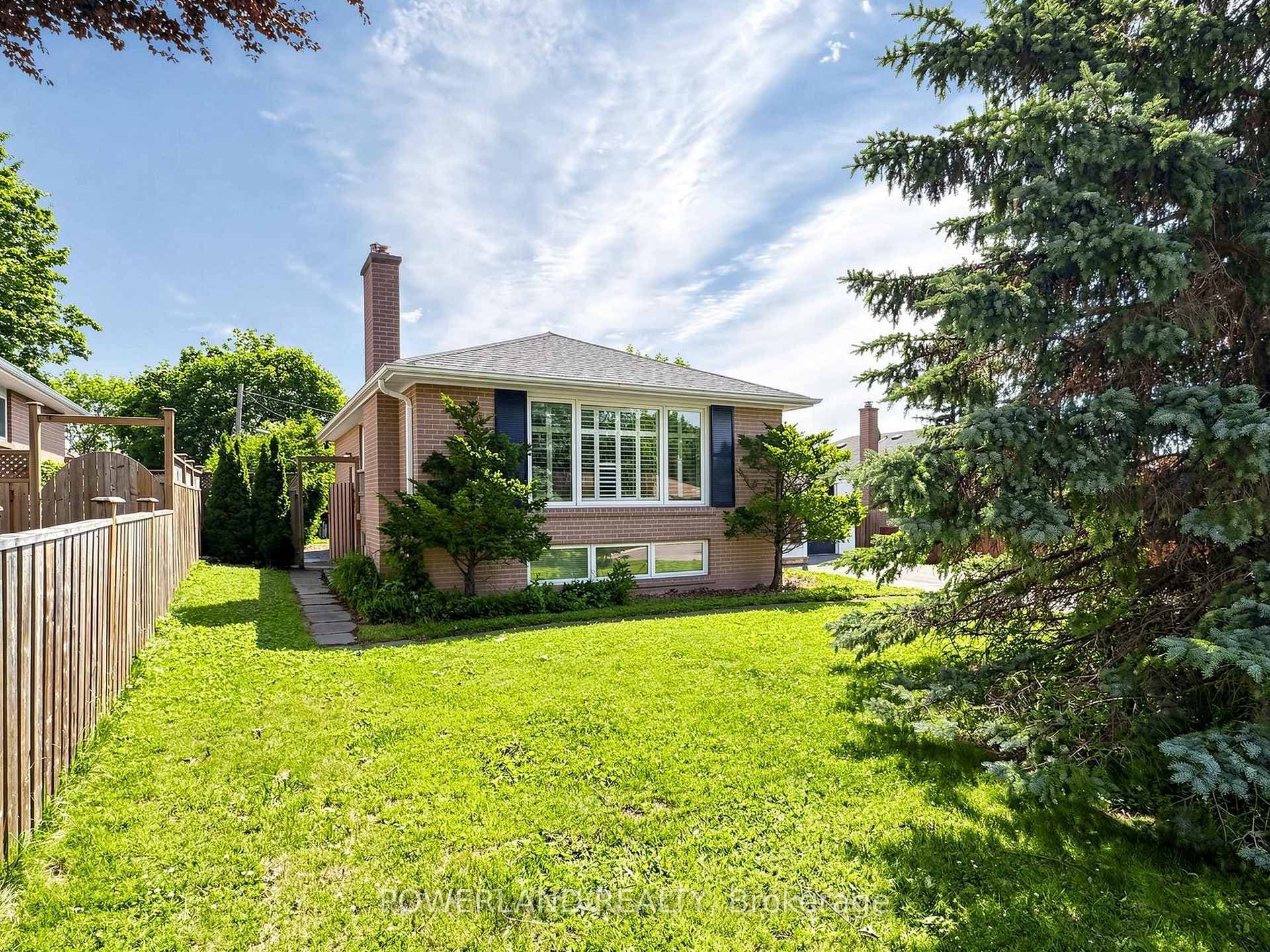 7 Laurentide Avenue photo 6