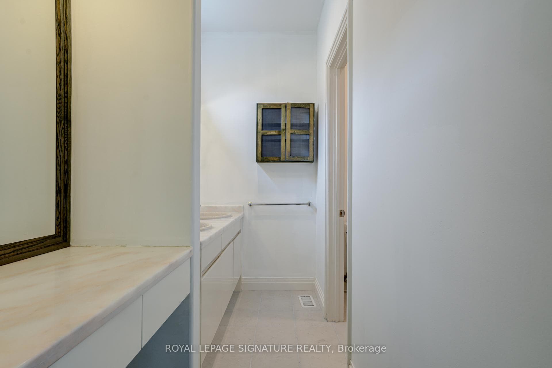 53 Florence Avenue Unit Main photo 18