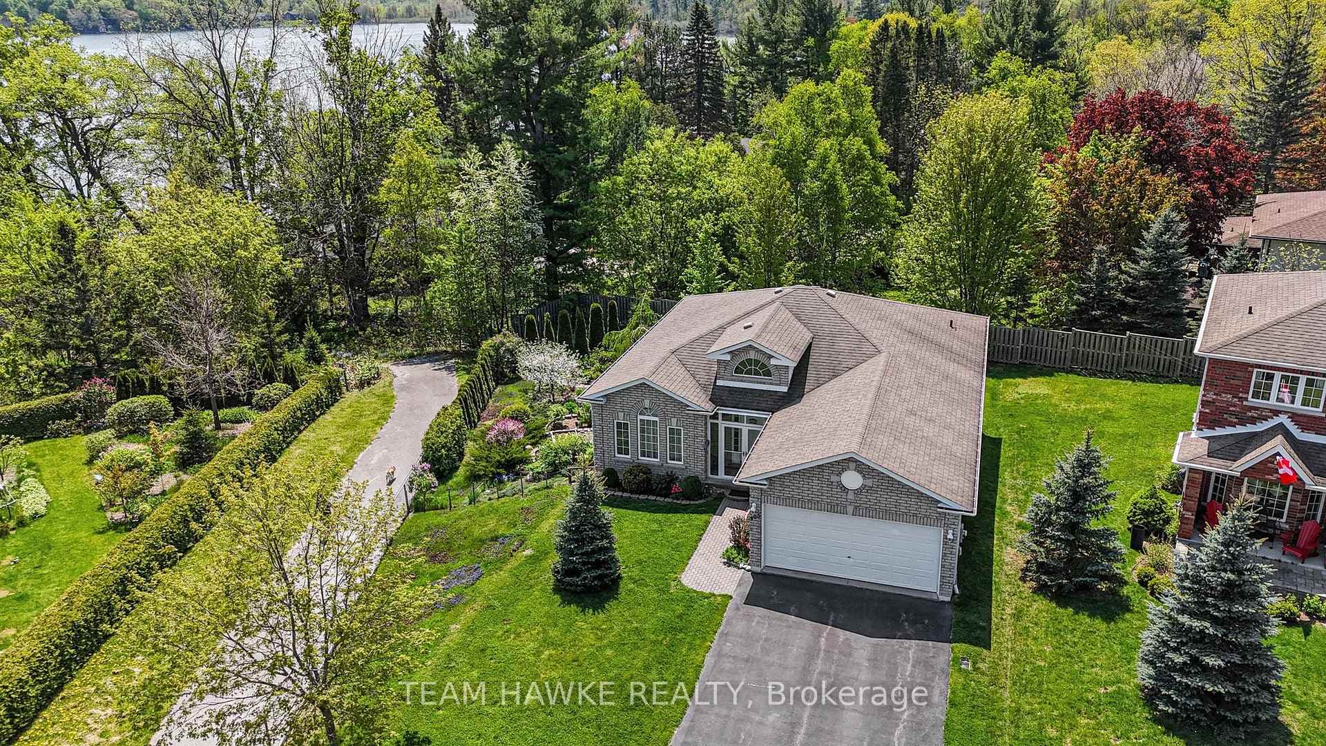 463 Shewfelt Crescent photo 35