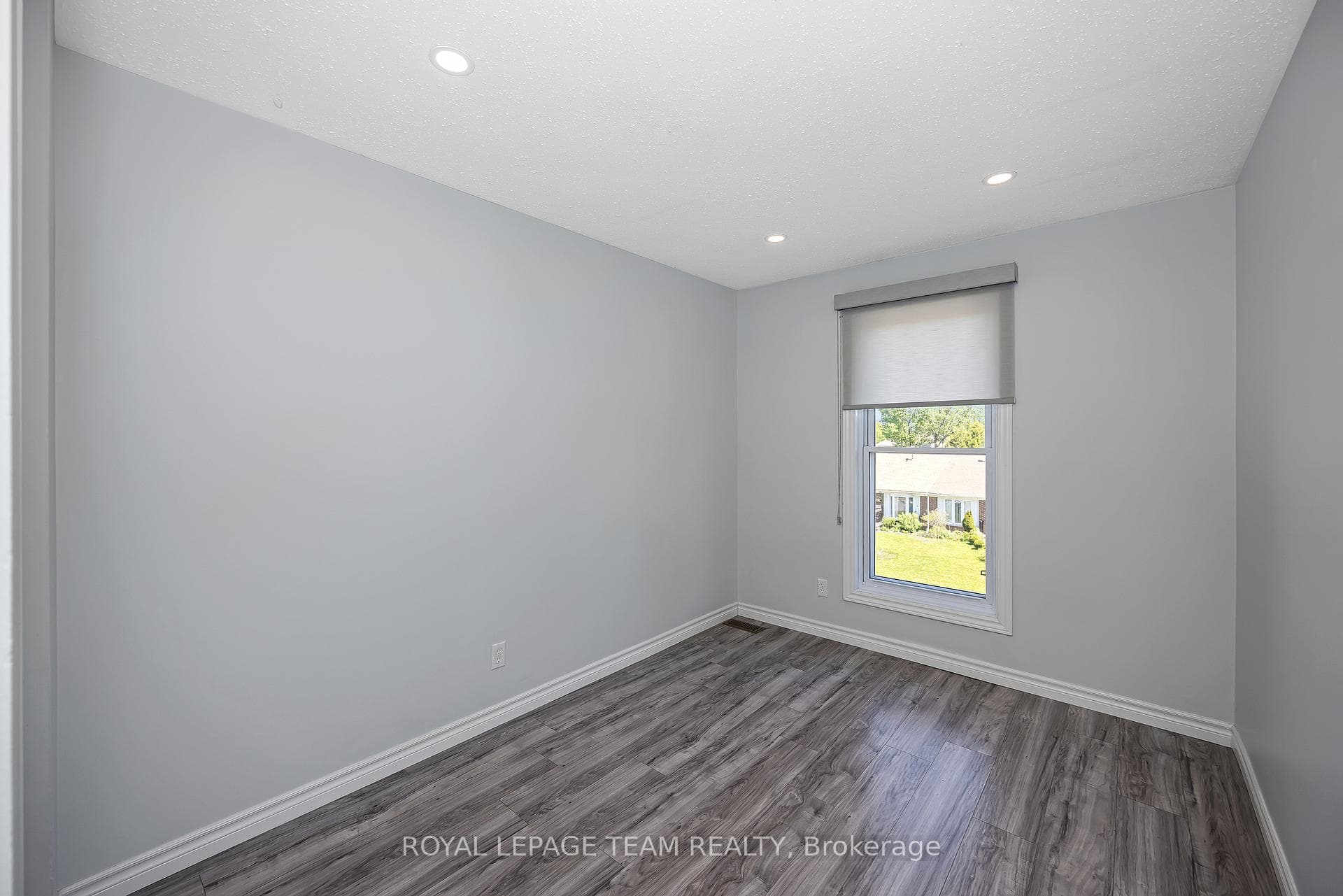 276 Dalehurst Drive Unit C photo 23