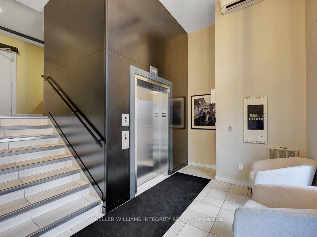 110 Cortile Private N/A Unit 404 photo 4