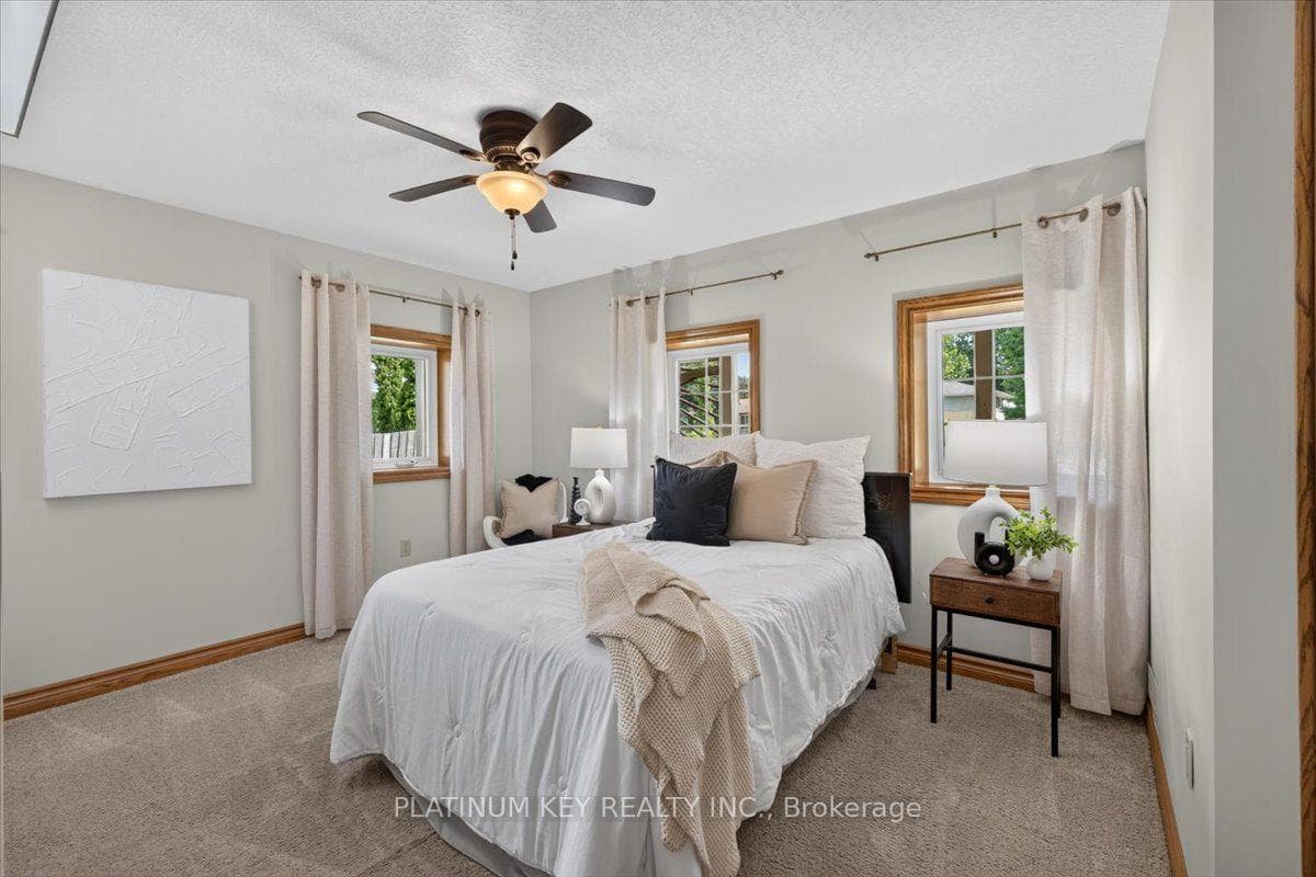 282 Beattie Street photo 15
