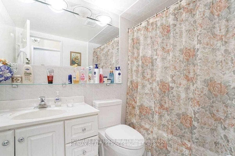2929 Aquitaine Avenue Unit 615 photo 19