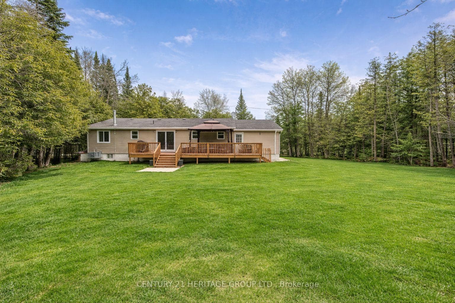 151564 Southgate 15 Side Road photo 30