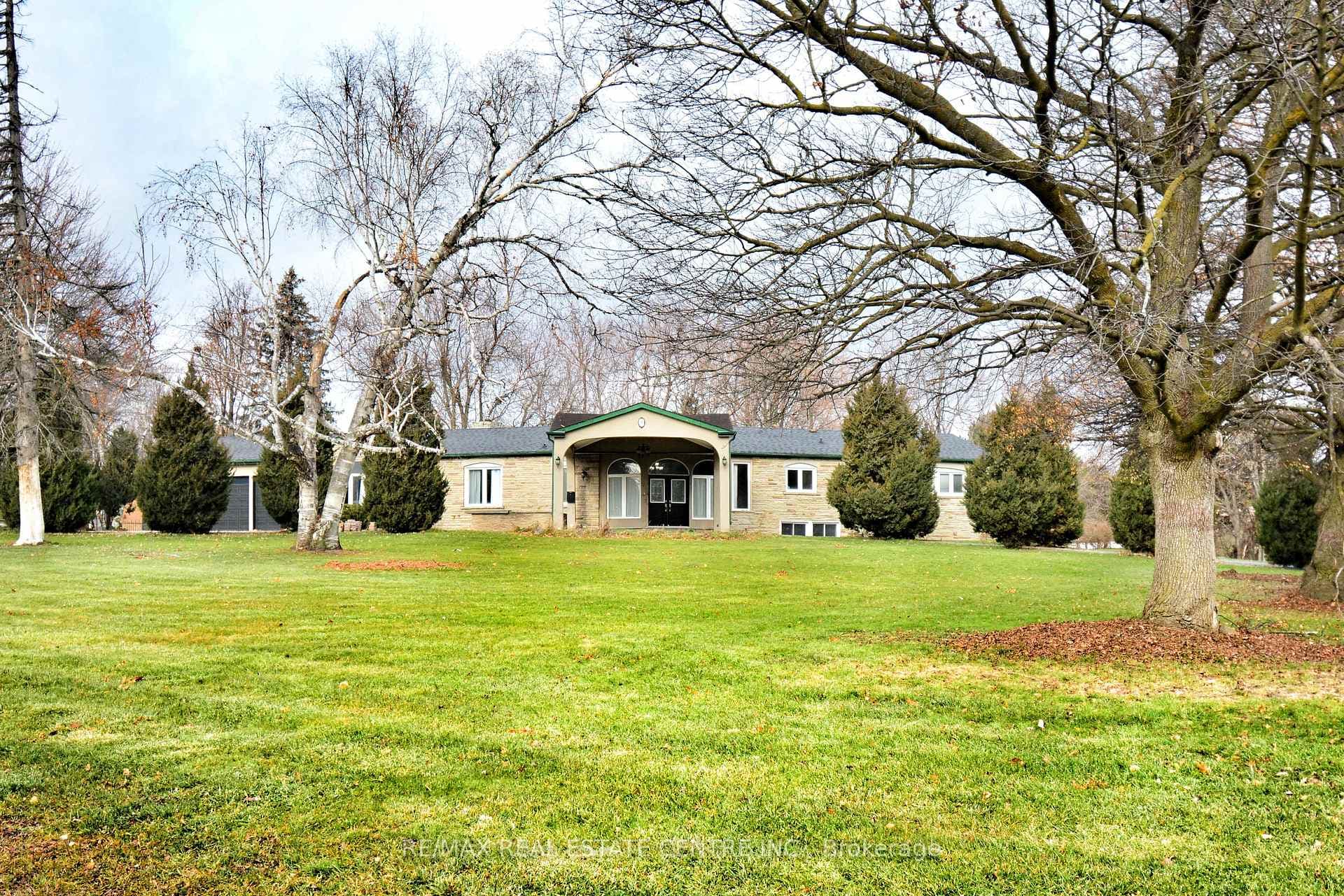 20 Crescent Hill Drive photo 4