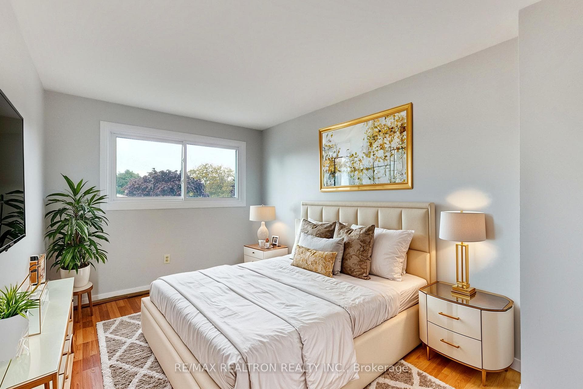 1133 Ritson Road Unit 3 photo 6