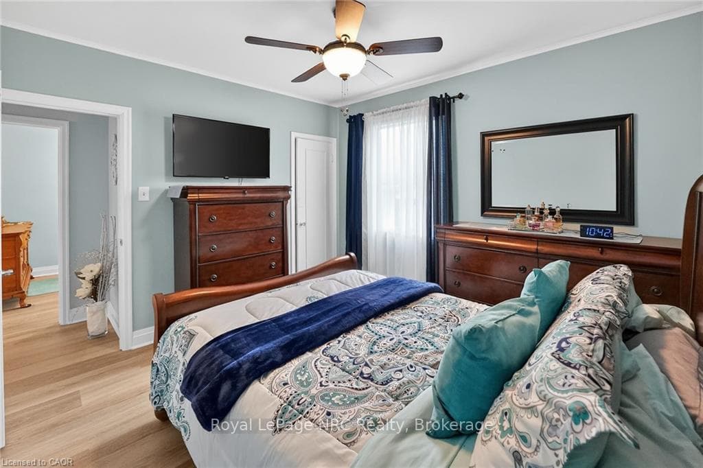 34 Normandy Road photo 17