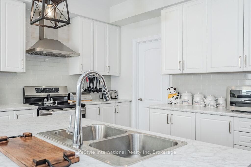 55 Povey Road photo 14