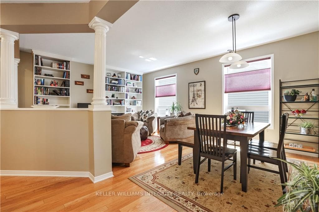 412 LANDSWOOD Way photo 8
