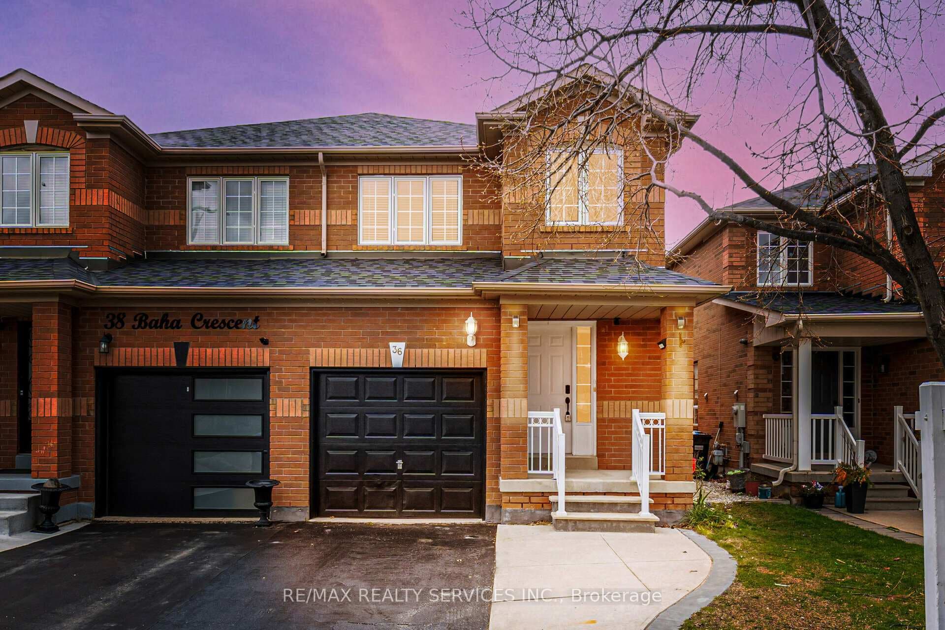 36 Baha Crescent photo 1