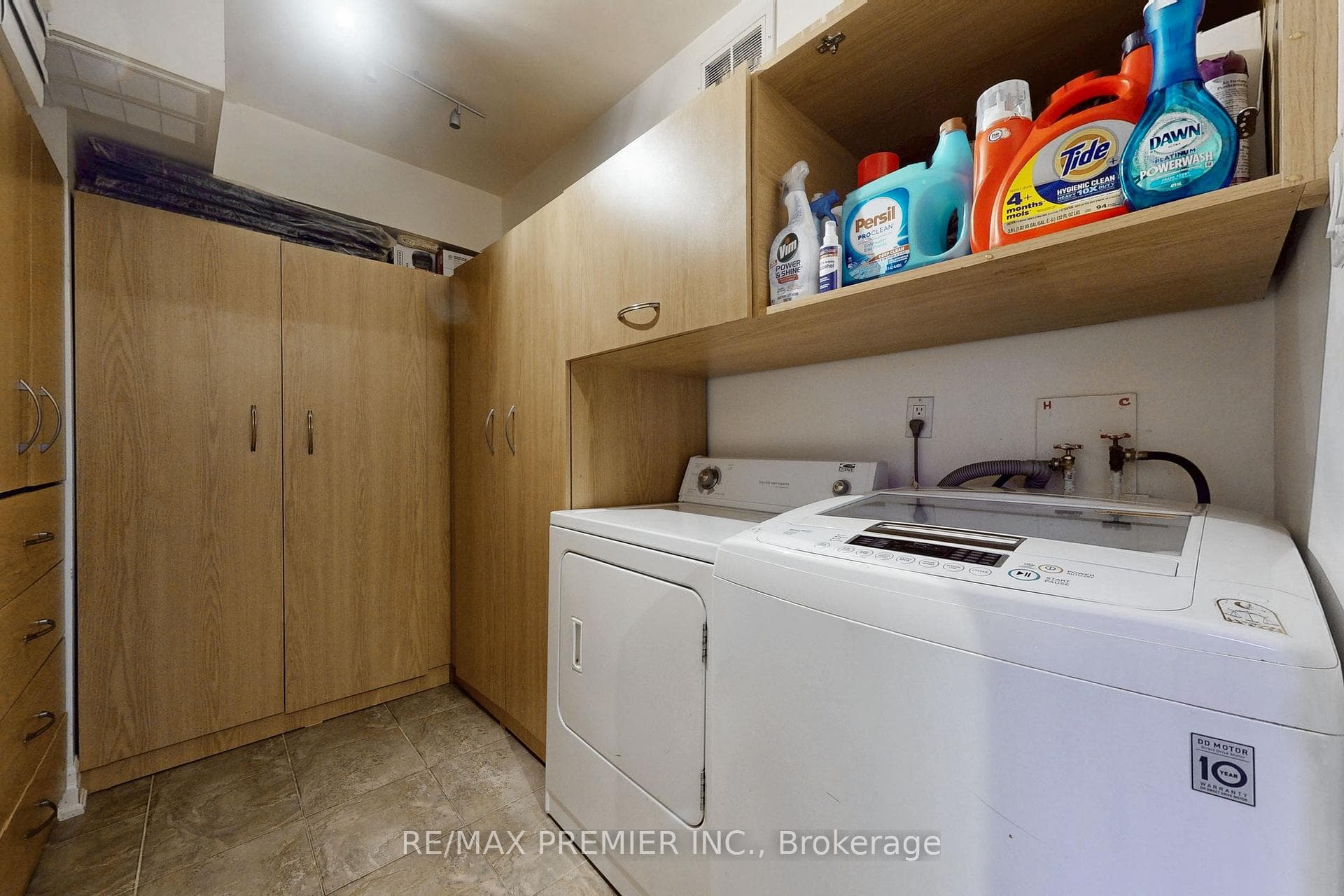 475 The West Mall N/A Unit 413 photo 12