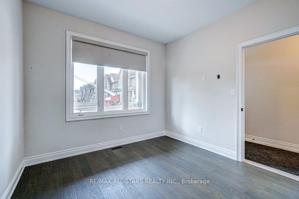 34 Hildred Cushing Way photo 3
