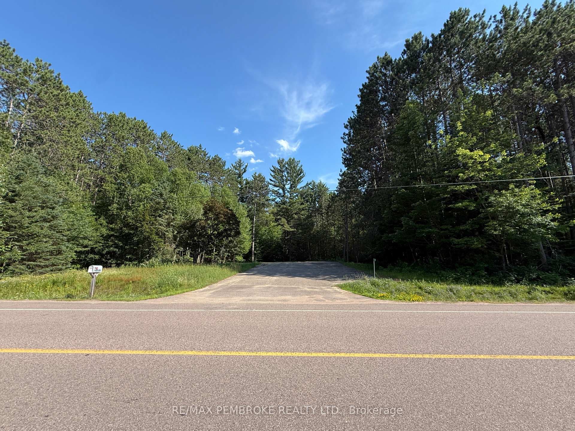 121 Achray Road photo 3