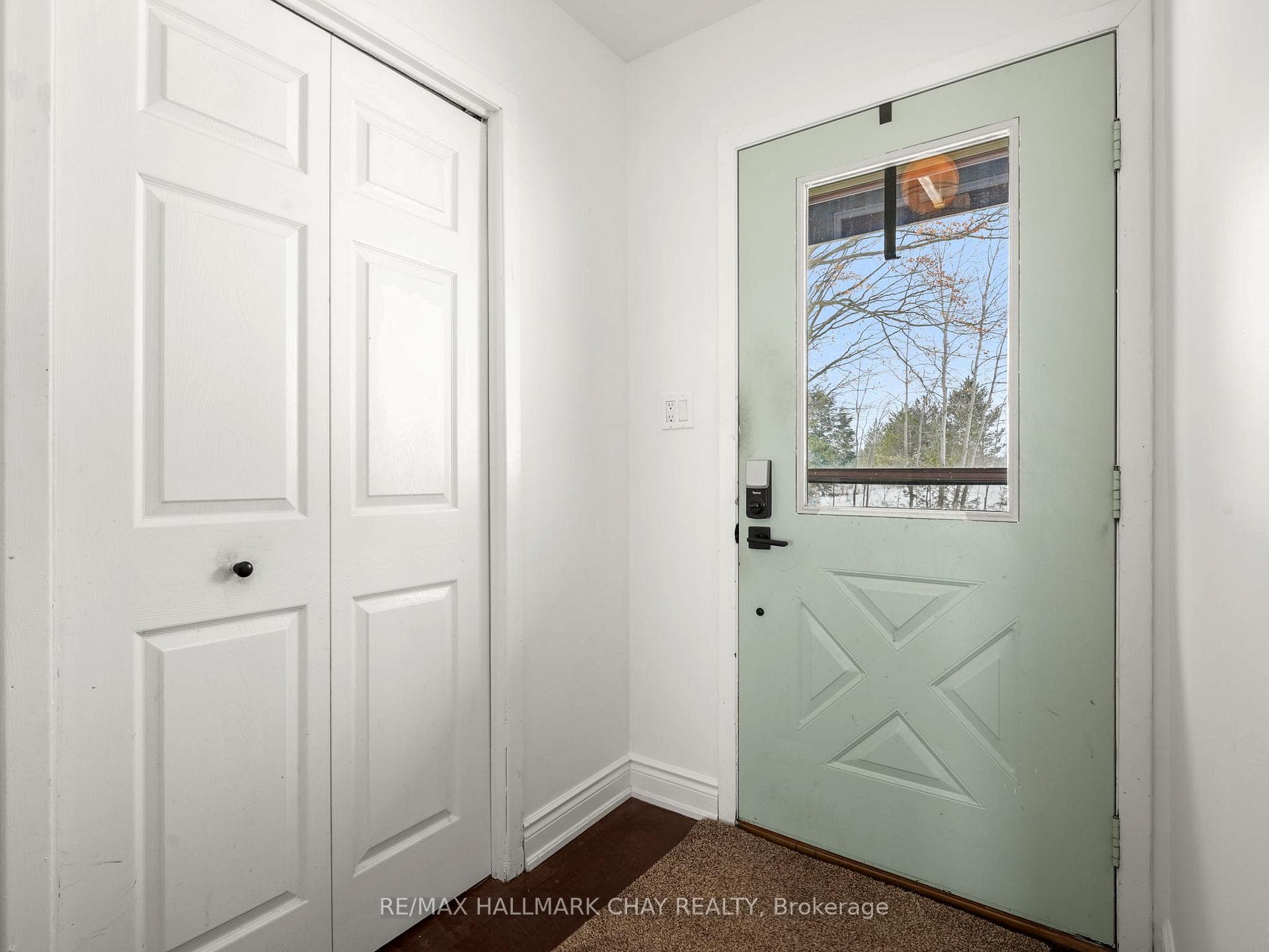 42 MOUNTAINVIEW Road photo 8
