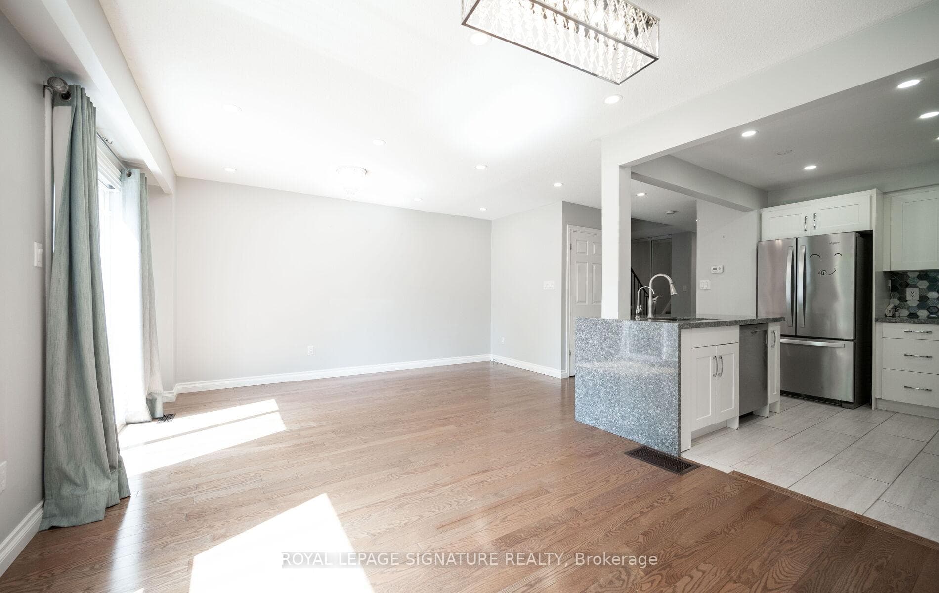 447 Ontario Street photo 14