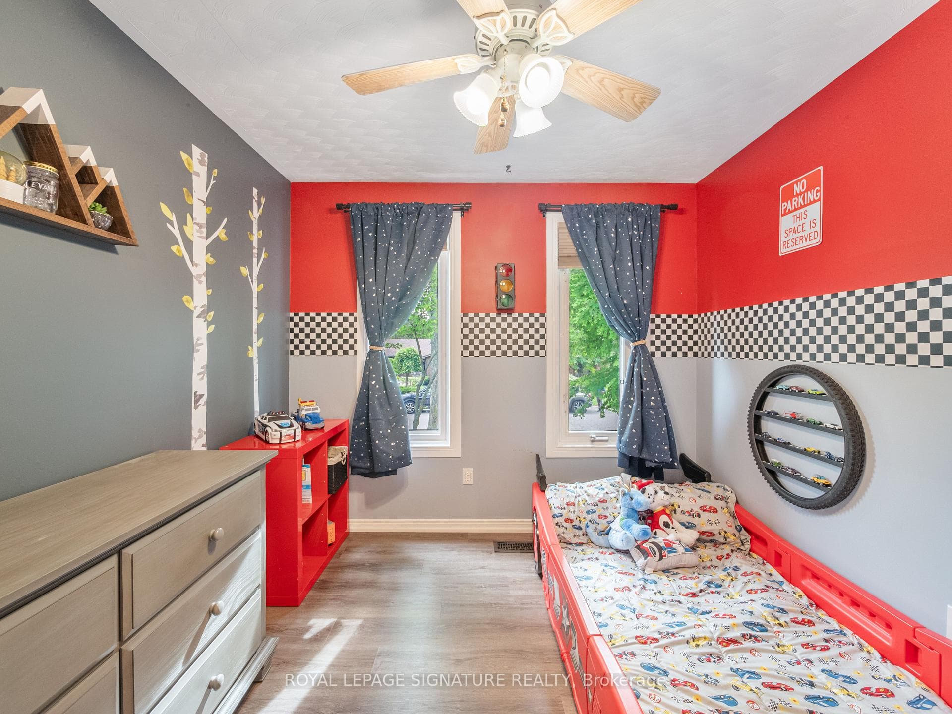 245 Appleby Road photo 14