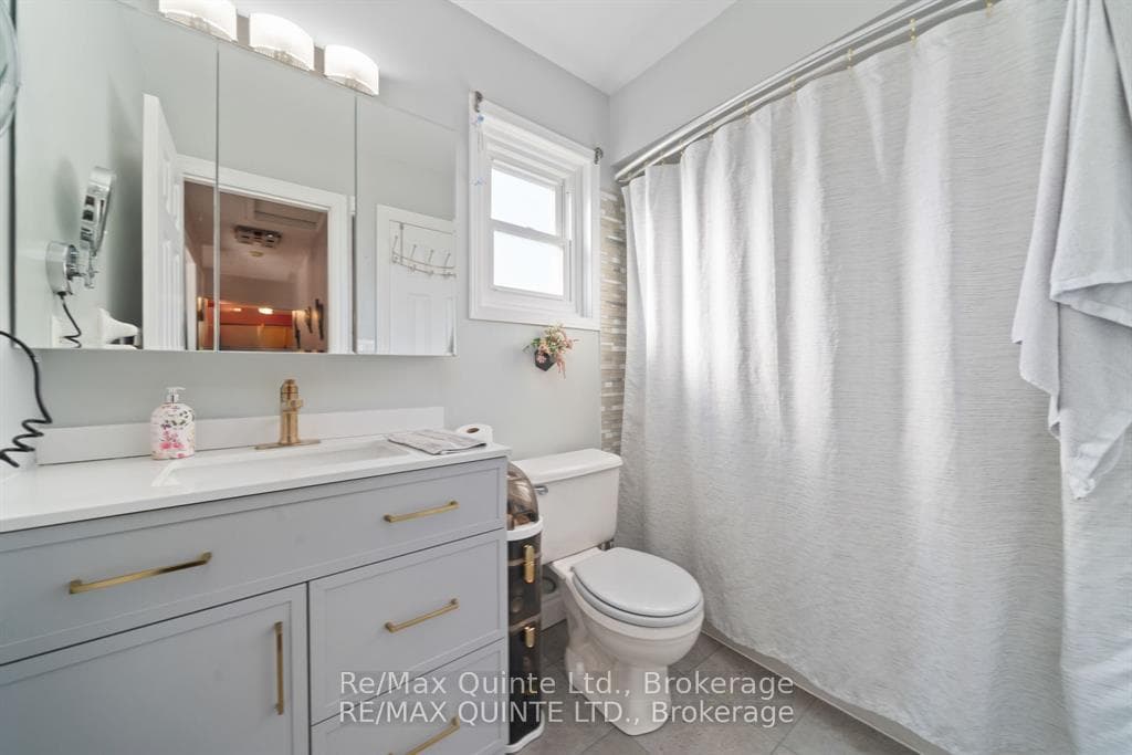 2 Marchmont Place photo 18