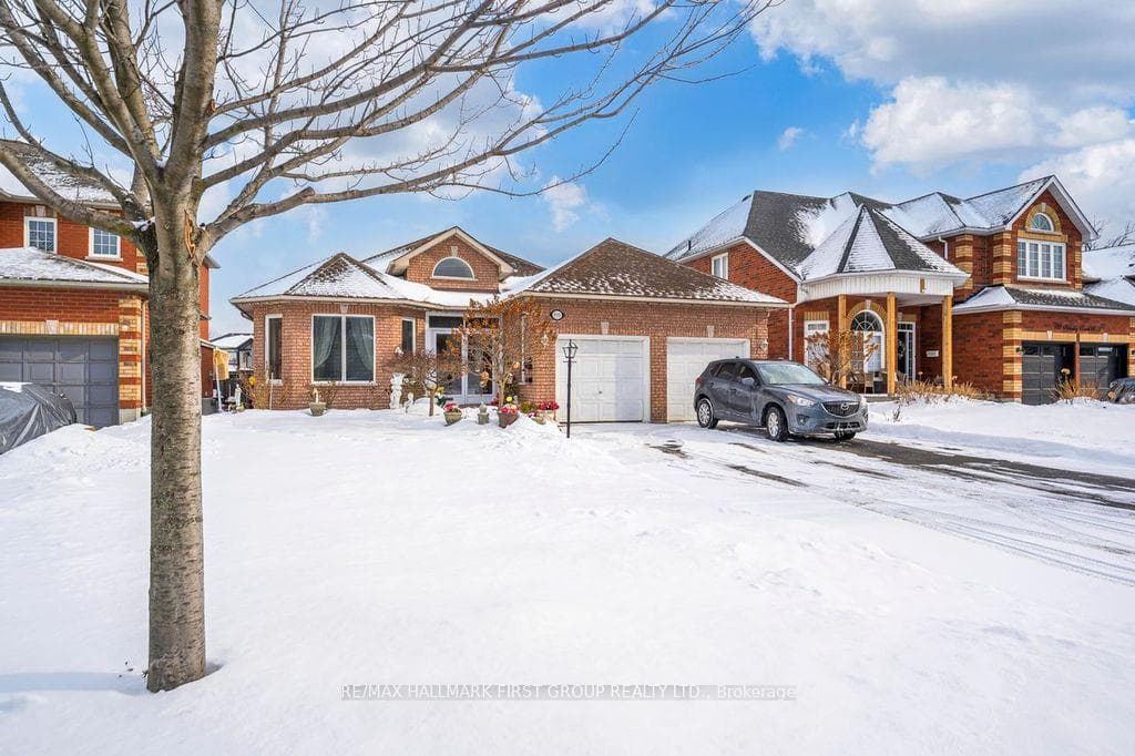 931 Pickering Beach Road photo 2