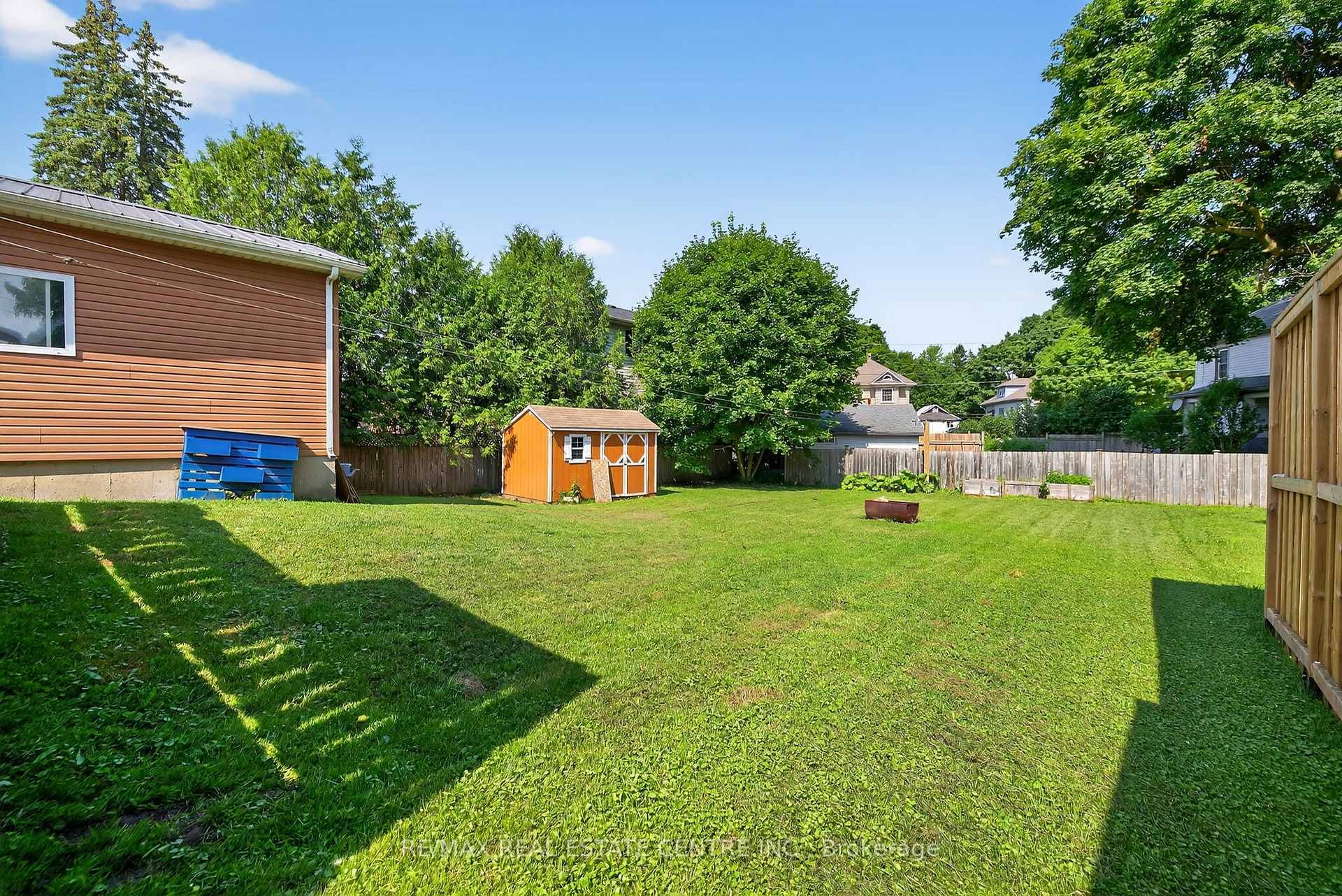 135 Frederick Street photo 46