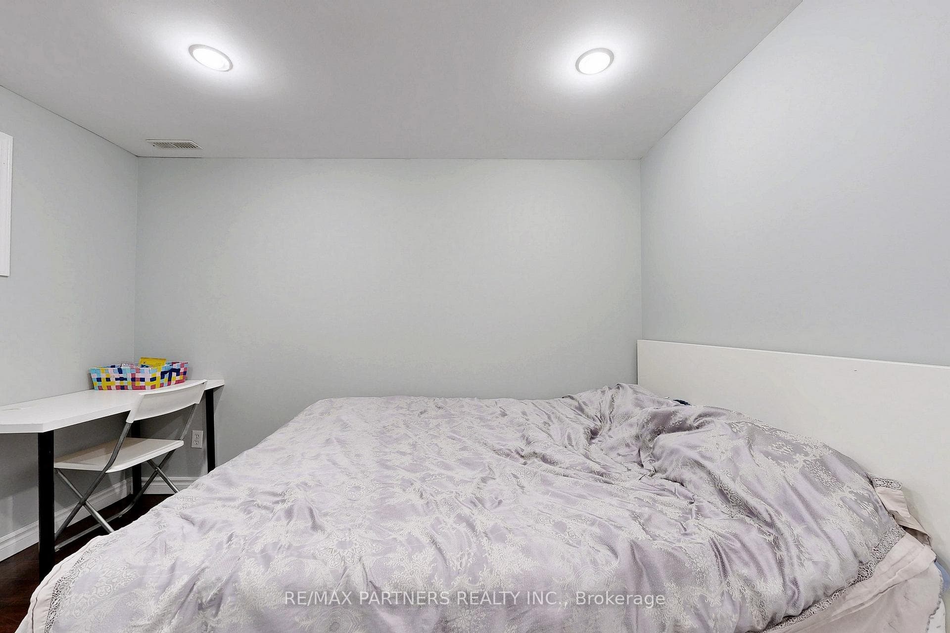 128 Bellrock Drive photo 44