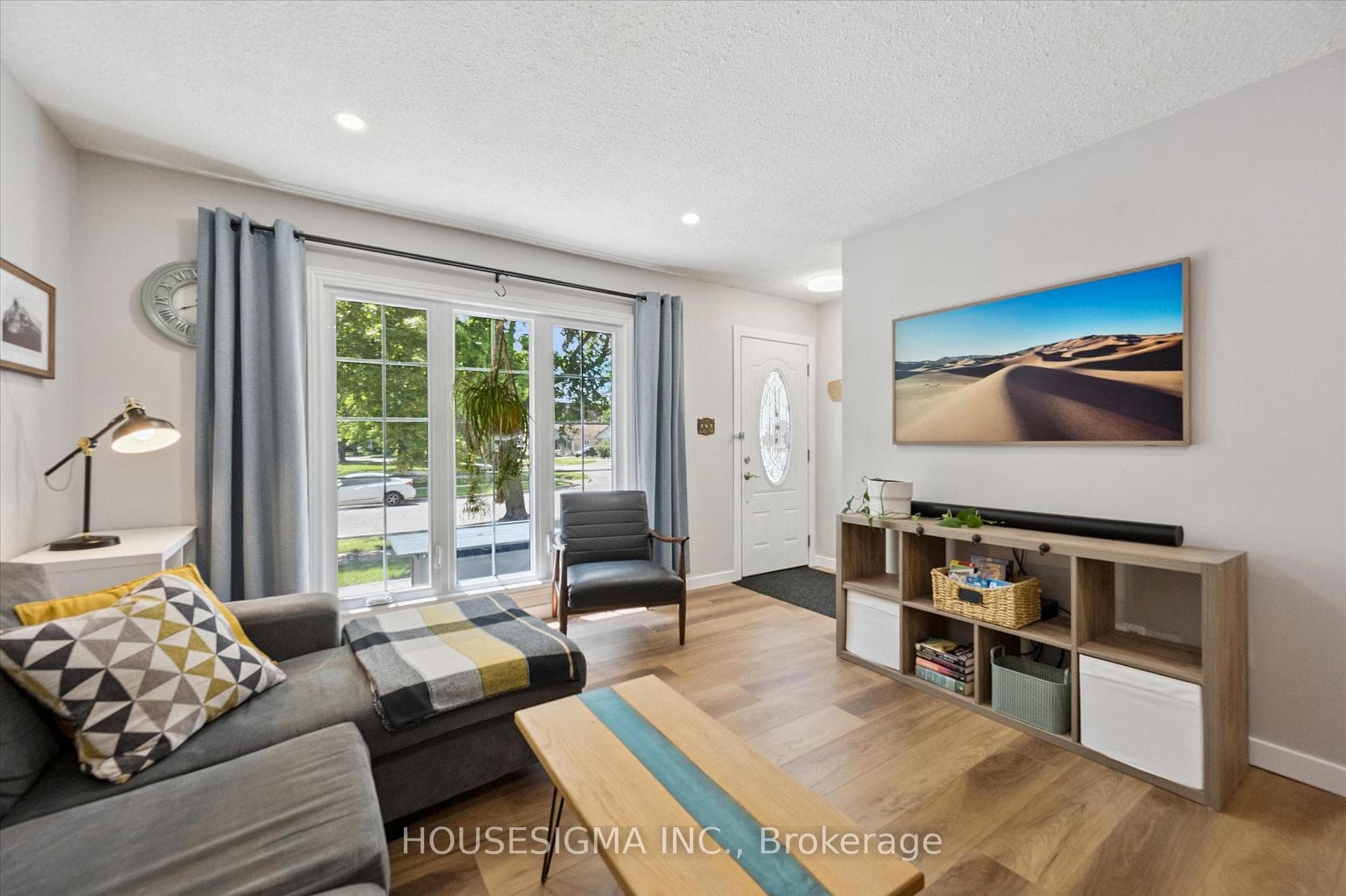 2 Keewatin Avenue photo 9