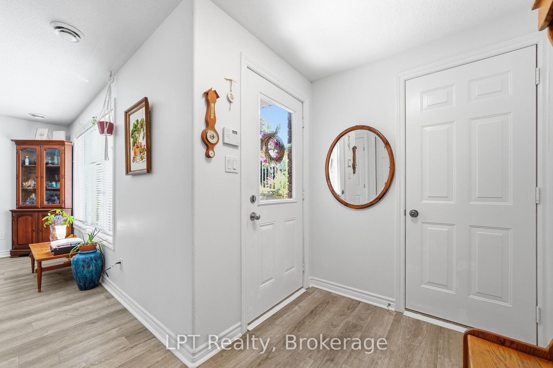 37 Lake Breeze Court Unit 5A photo 7