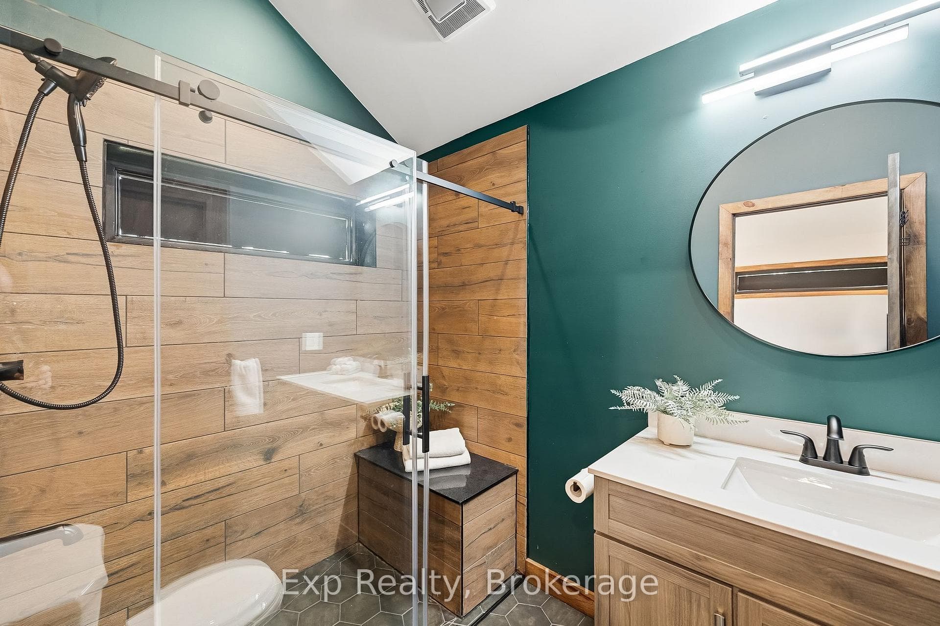 8745 Shearer Pt Road photo 26