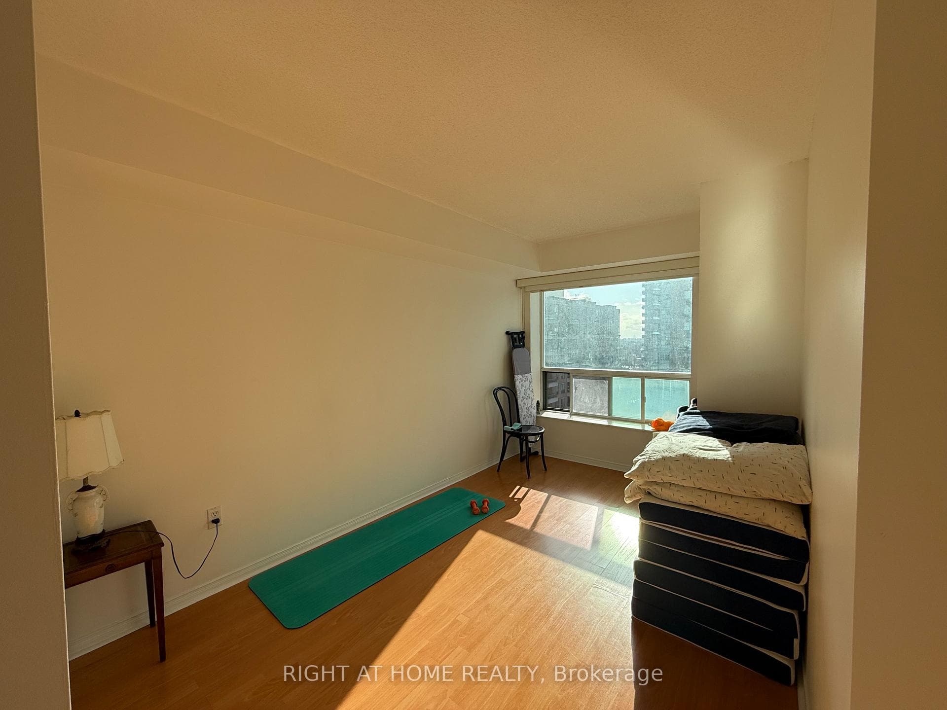 8 Pemberton Avenue Unit 1106 photo 26