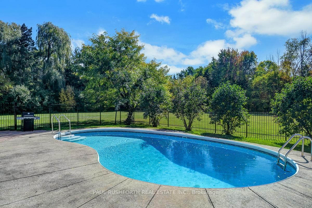 15 Richland Drive photo 40