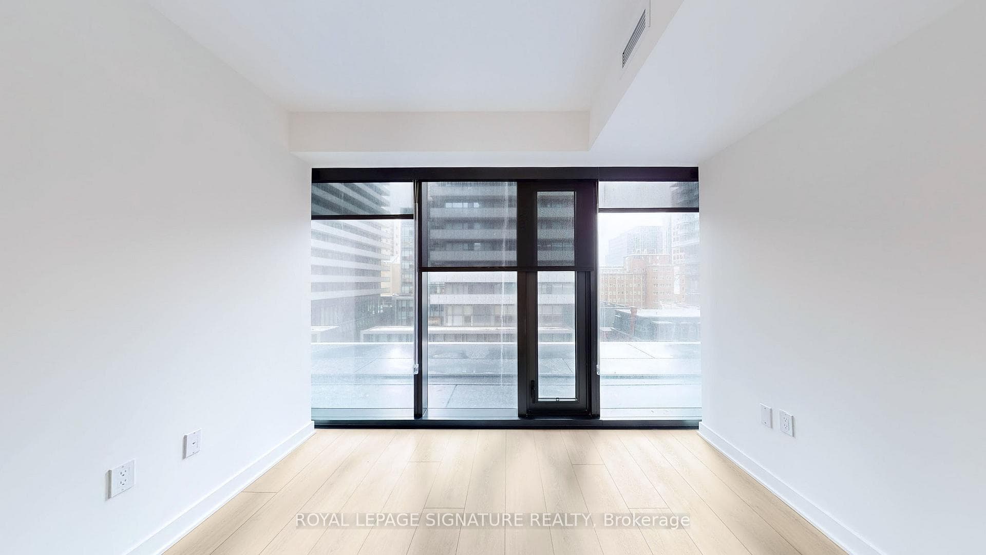 61 Charles Street Unit 715 photo 6