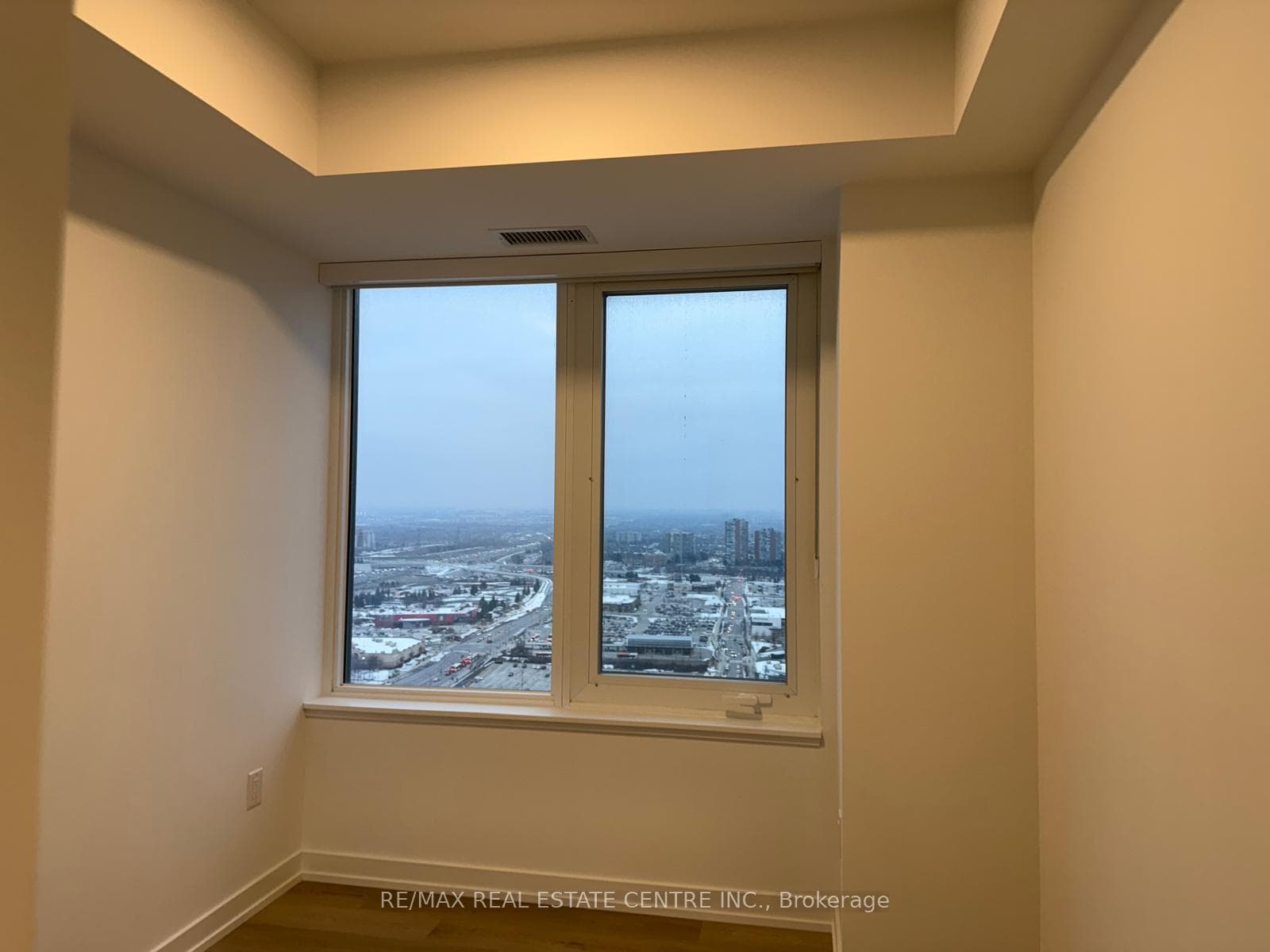 395 Square One Drive Unit 2903 photo 37