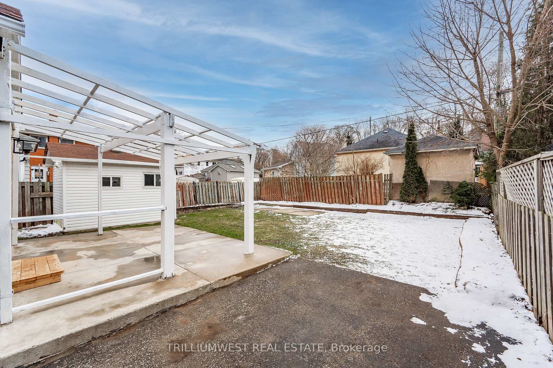 91 Shade Street photo 28