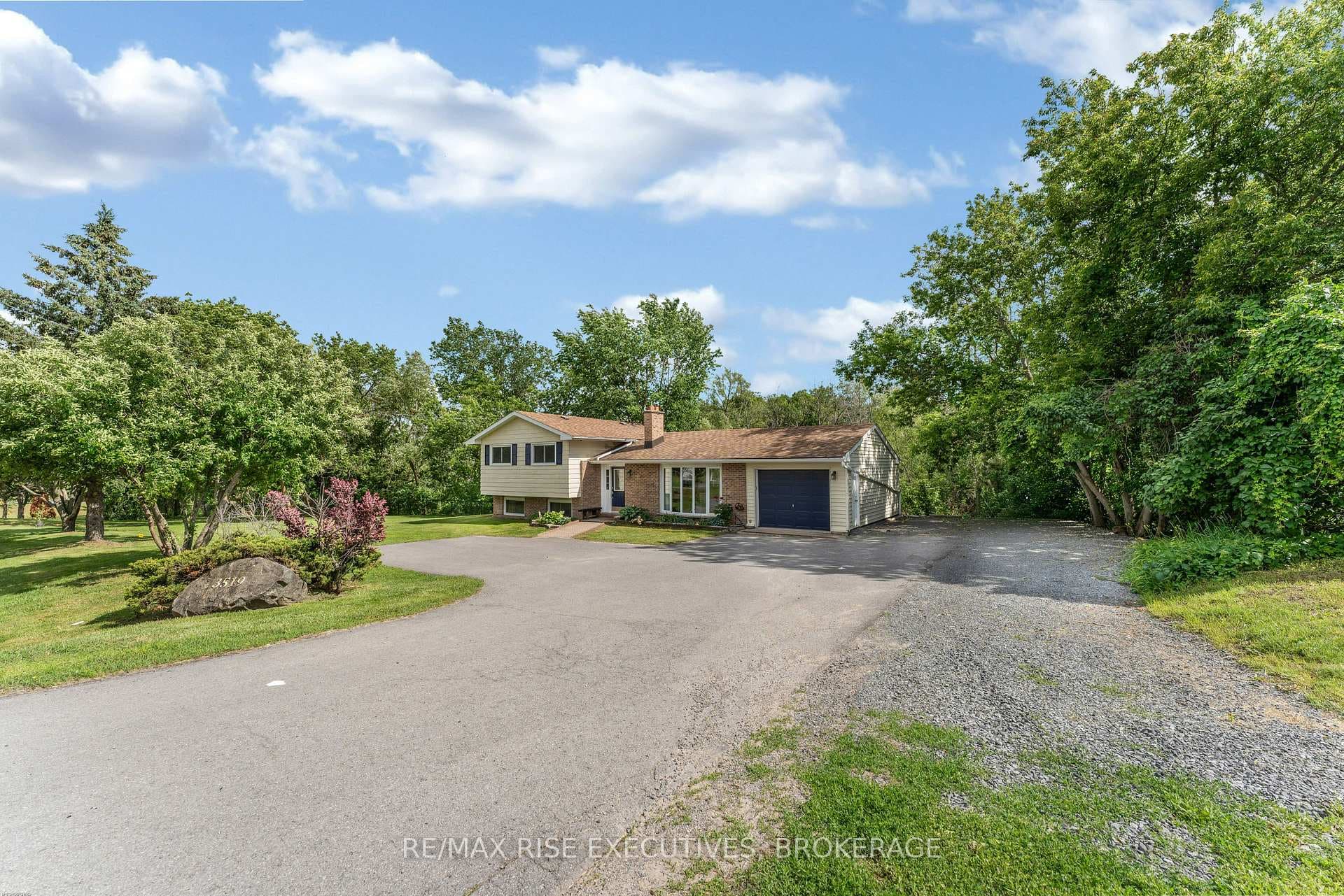 3519 Princess Street photo 4