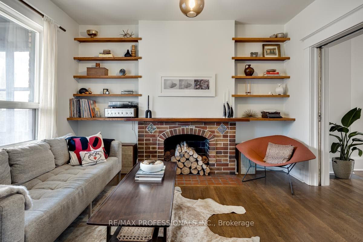 1381 Lansdowne Avenue photo 6