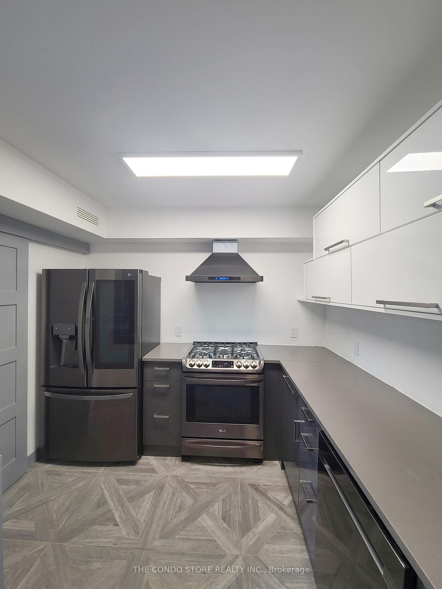54 East Liberty Street Unit 1029 photo 8