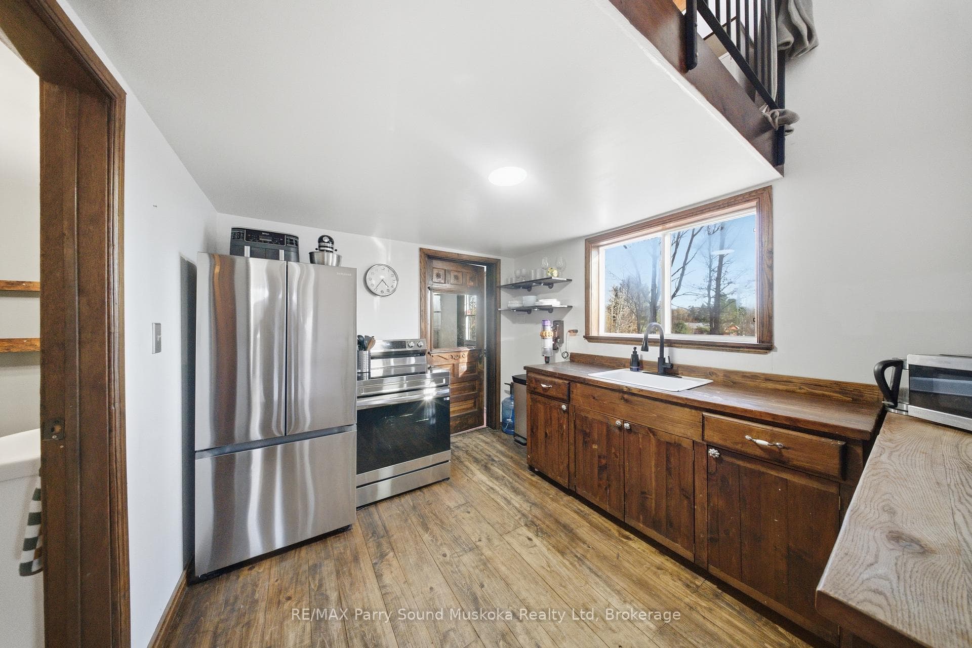 520 Centre Road photo 17